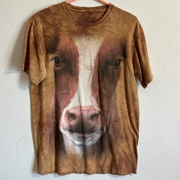 The Mountain Unisex Cow Graphic Farm Tee Shirt Size Medium - Picture 1 of 9